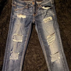 American eagle, super stretch jeans, ripped jeans